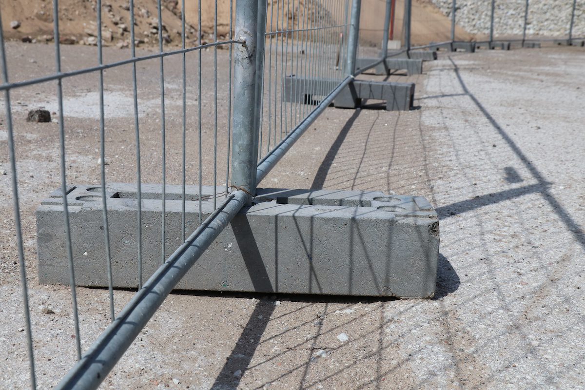 Renting Temporary Fence for Concrete